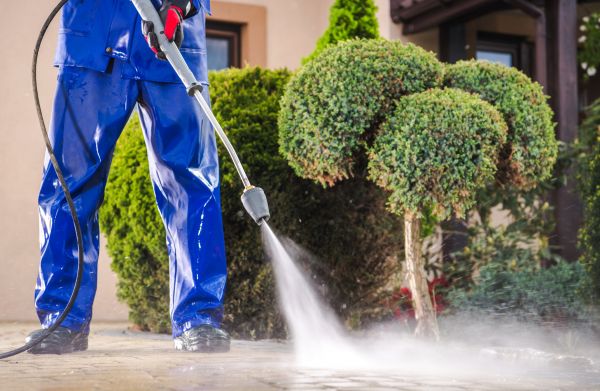 Driveway Cleaning in Pleasant Grove