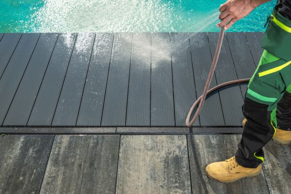 Pool Area Pressure Cleaning in Pleasant Grove