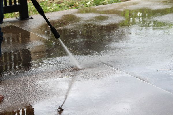 Cost of Concrete Deck Cleaning in Pleasant Grove
