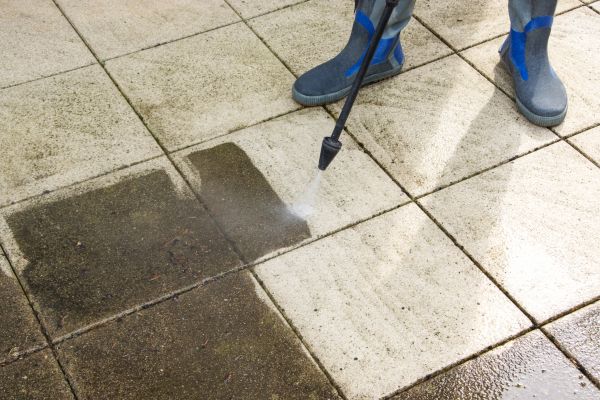 Cost of Outdoor Concrete Cleaning in Pleasant Grove