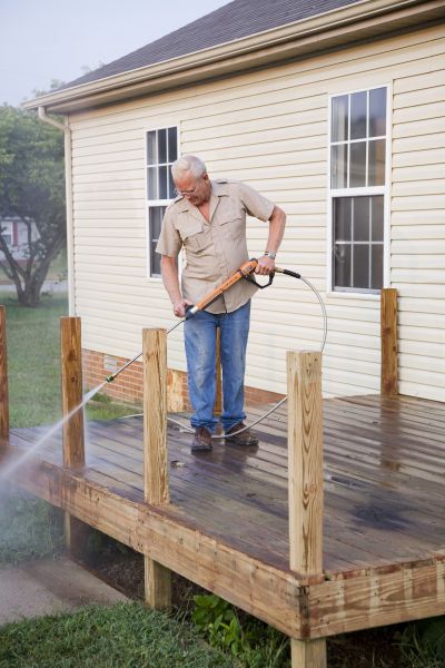 Deck Mold Cleaning in Pleasant Grove